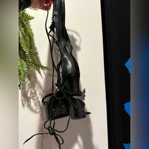 Dollskill heels, rope tie with bats